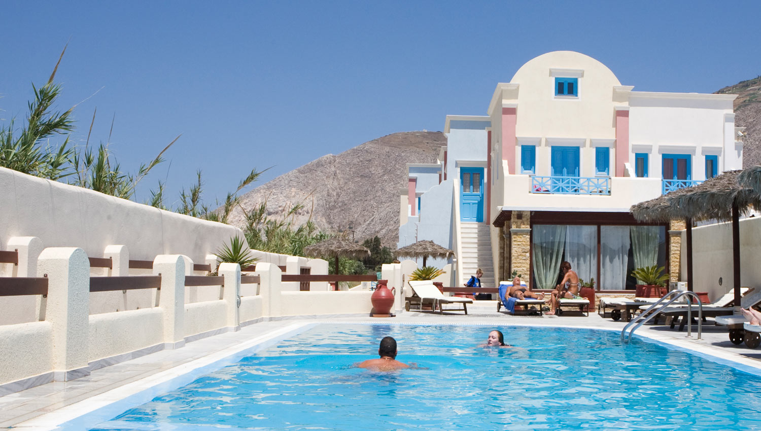 BLUE DIAMOND BAY HOTEL